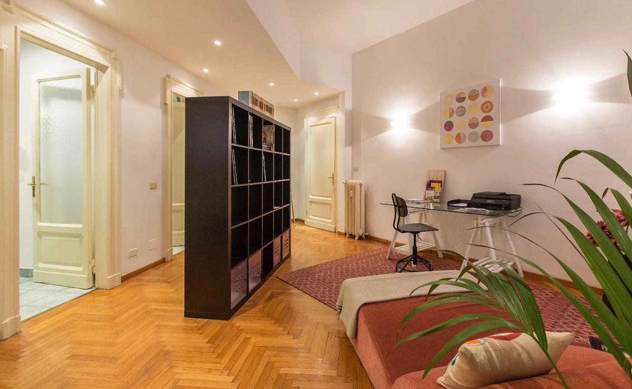 Design Ampio e Luminoso Hotel Milano Esterno foto